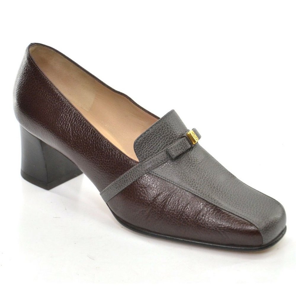 a. Testoni Bologna Gold Logo Leather Pumps 37.5